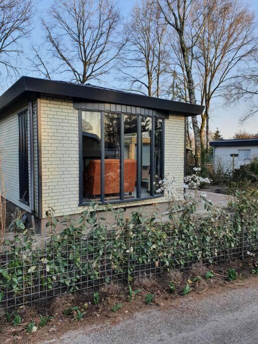 Cozy Chalet For 4 Veluwe 푸텐 외부 사진